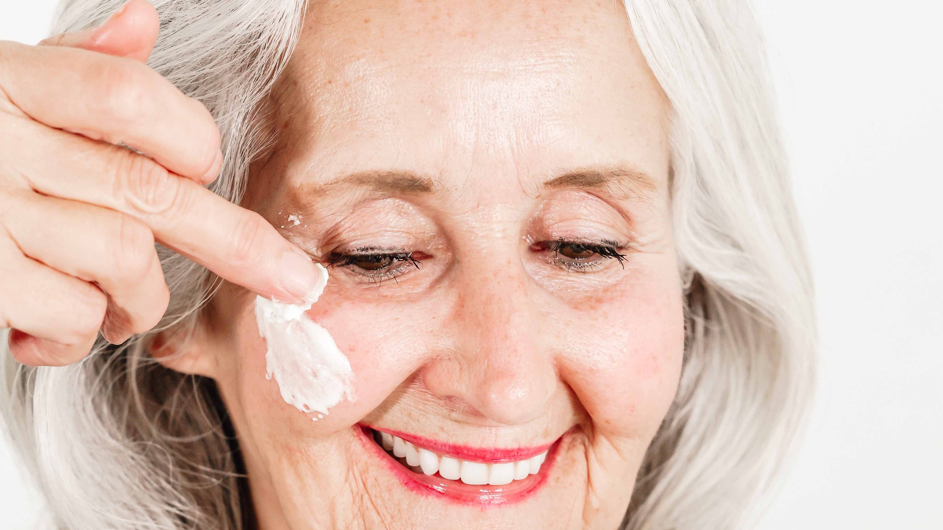 Tallow vs Retinol: Which One Is Actually Better for Anti-Aging?