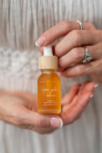 Load image into Gallery viewer, Rose Glow Anti-Aging Face Serum
