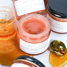 Load image into Gallery viewer, Raw Honey + Sugar Exfoliating Lip &amp; Face Polish
